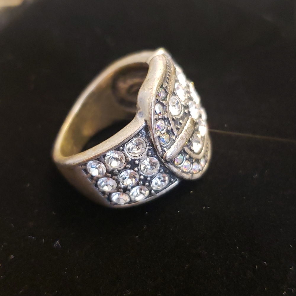 Buckle Ring - Picture 3 of 3